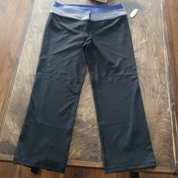 VSX Sexy Sport - Picture 3 of 6